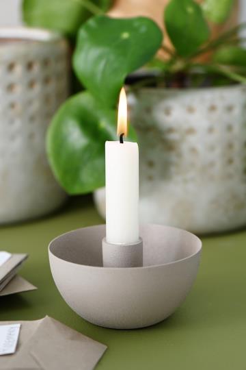 Schüsselförmiger Kerzenhalter - Ash grey - von IbLaursen.